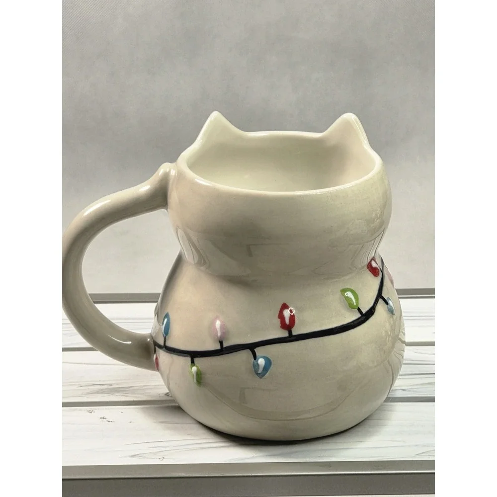 Target Wondershop 2024 16 oz Stoneware Figural Cute Christmas Cat Mug New